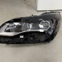 Headlight left front with part number 9836230680 Peugeot 3008 II