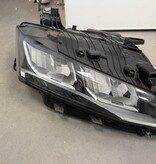 Headlight Right Front with part number 9851673580 Peugeot 308 III / Peugeot 408