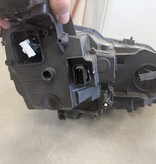 Headlight Left Front with part number 9810478580 Peugeot 3008 II