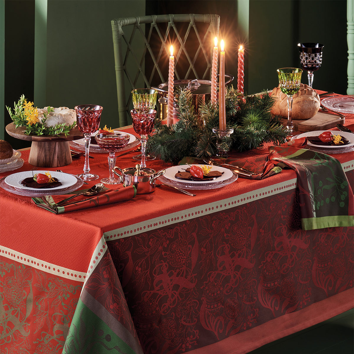 Garnier Thiebaut    Garnier Thiebaut Tischdecke Weihnachten  NOEL FRUITE Rouge