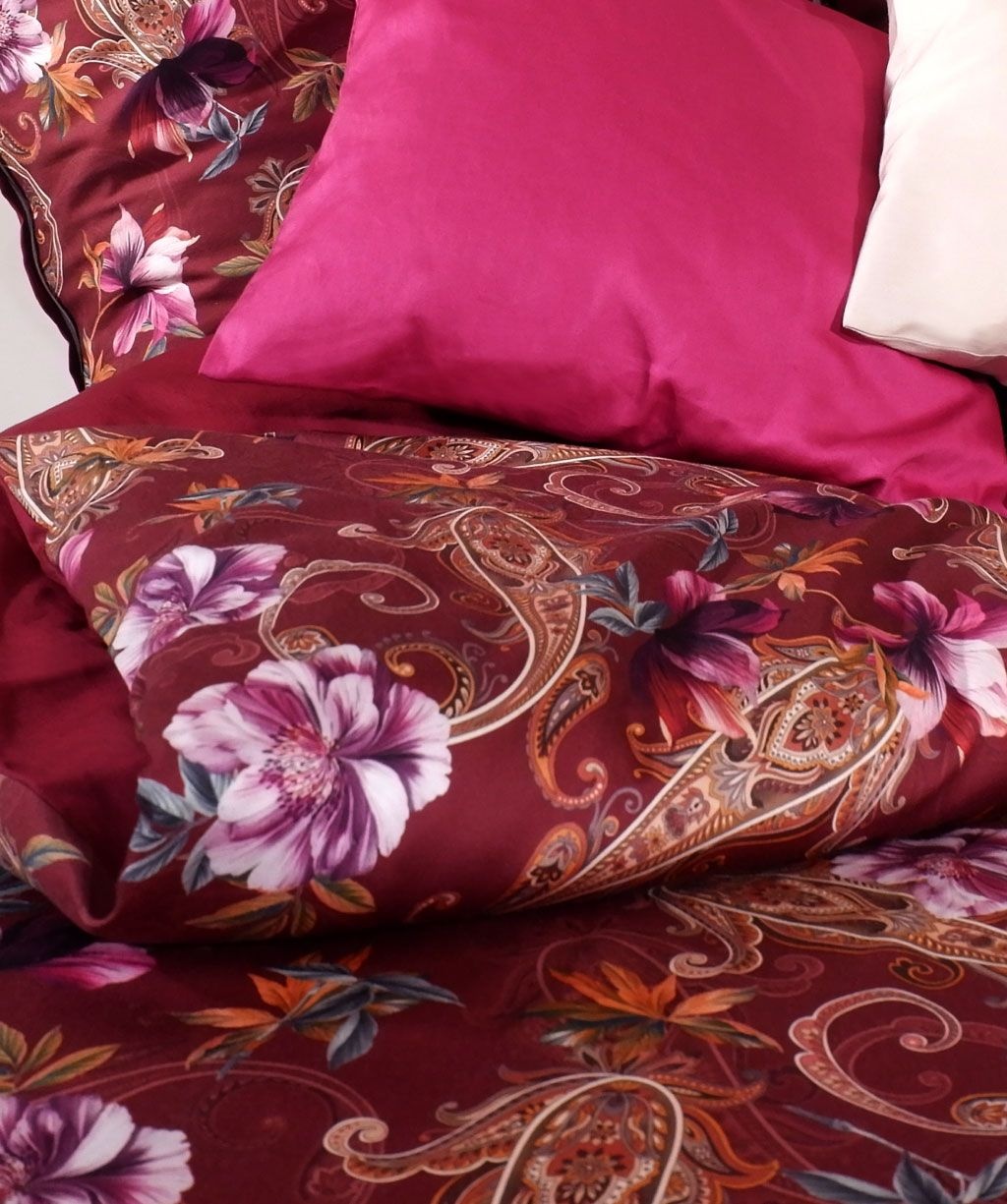fleuresse – Hochwertige Bettwäsche Fleuresse BED ARTS - Mako-Satin Rot 04  114486