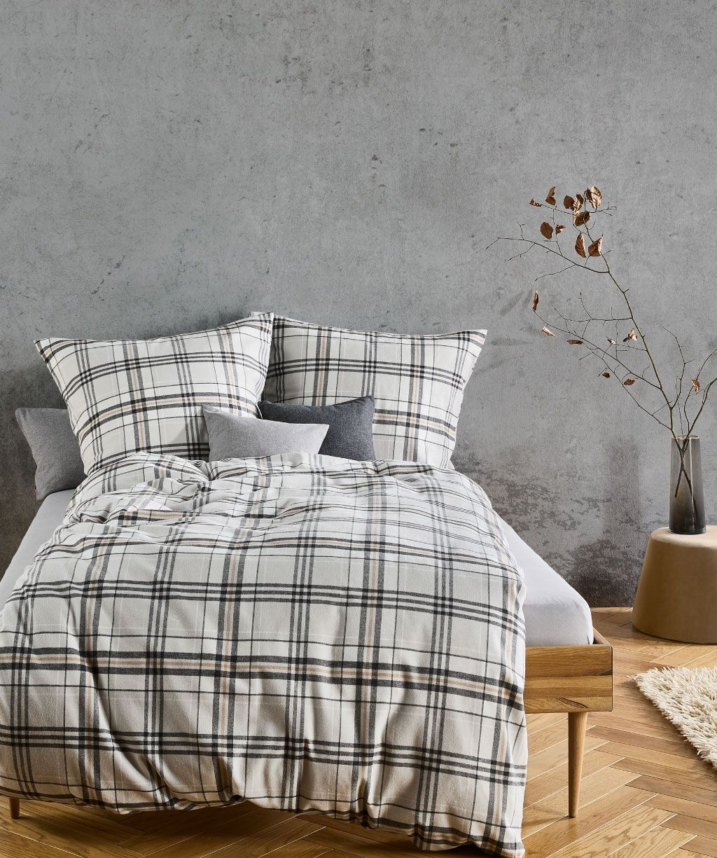 fleuresse – Hochwertige Bettwäsche Fleuresse LECH - Flanell Bettwäsche - Grau-Beige karriert  604465