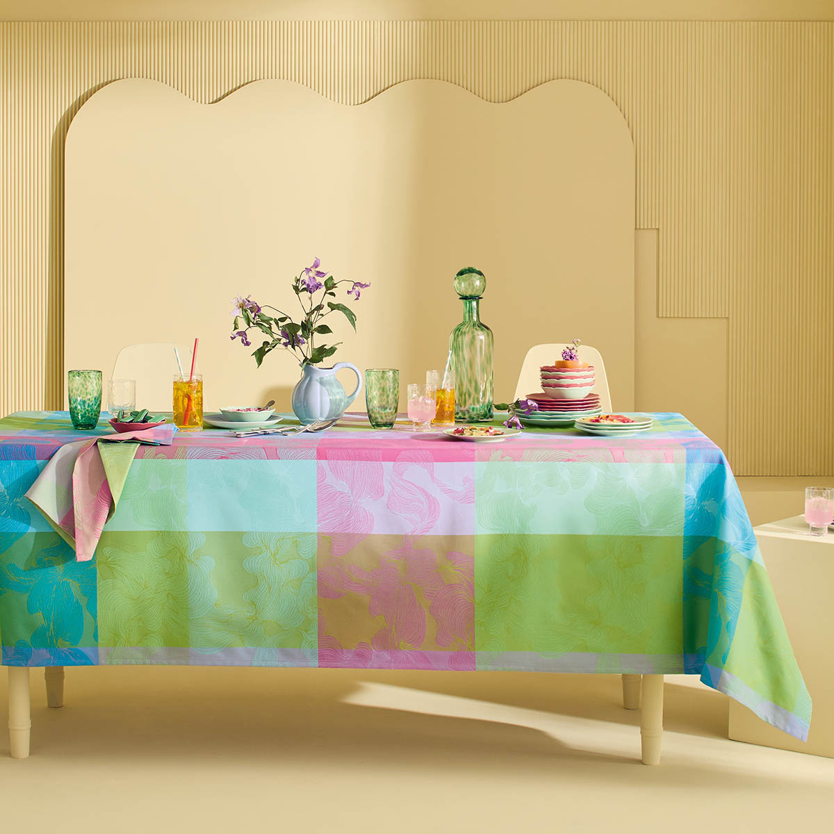 Garnier Thiebaut Garnier Thiebaut Tischdecke abwaschbar    MILLE VERTIGES ara