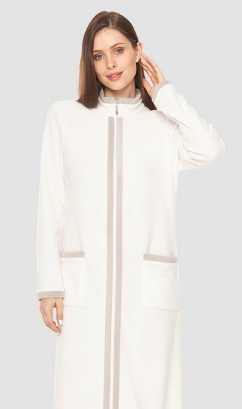 Féraud - Rösch  Angebot FÉRAUD Kuscheliger Bademantel lang Hausmantel mit Reißverschluß Fleece Fb.ivoiry