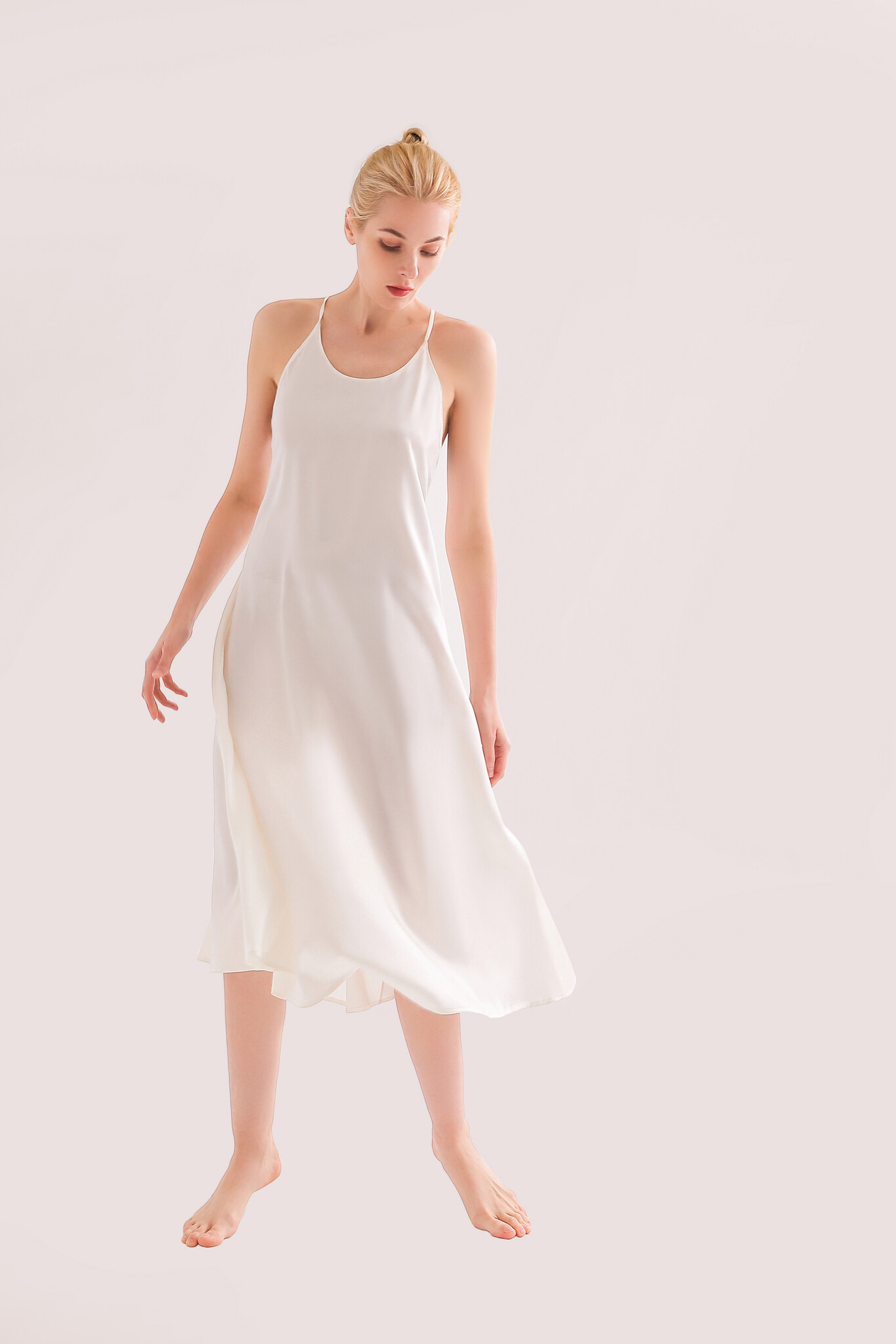 Sichou Seidenmanufaktur   Sichou Nachthemd / Nightdress aus 100 % Maulbeerseide - weiß