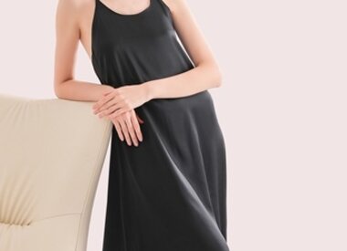 Nachtwäsche aus Seide