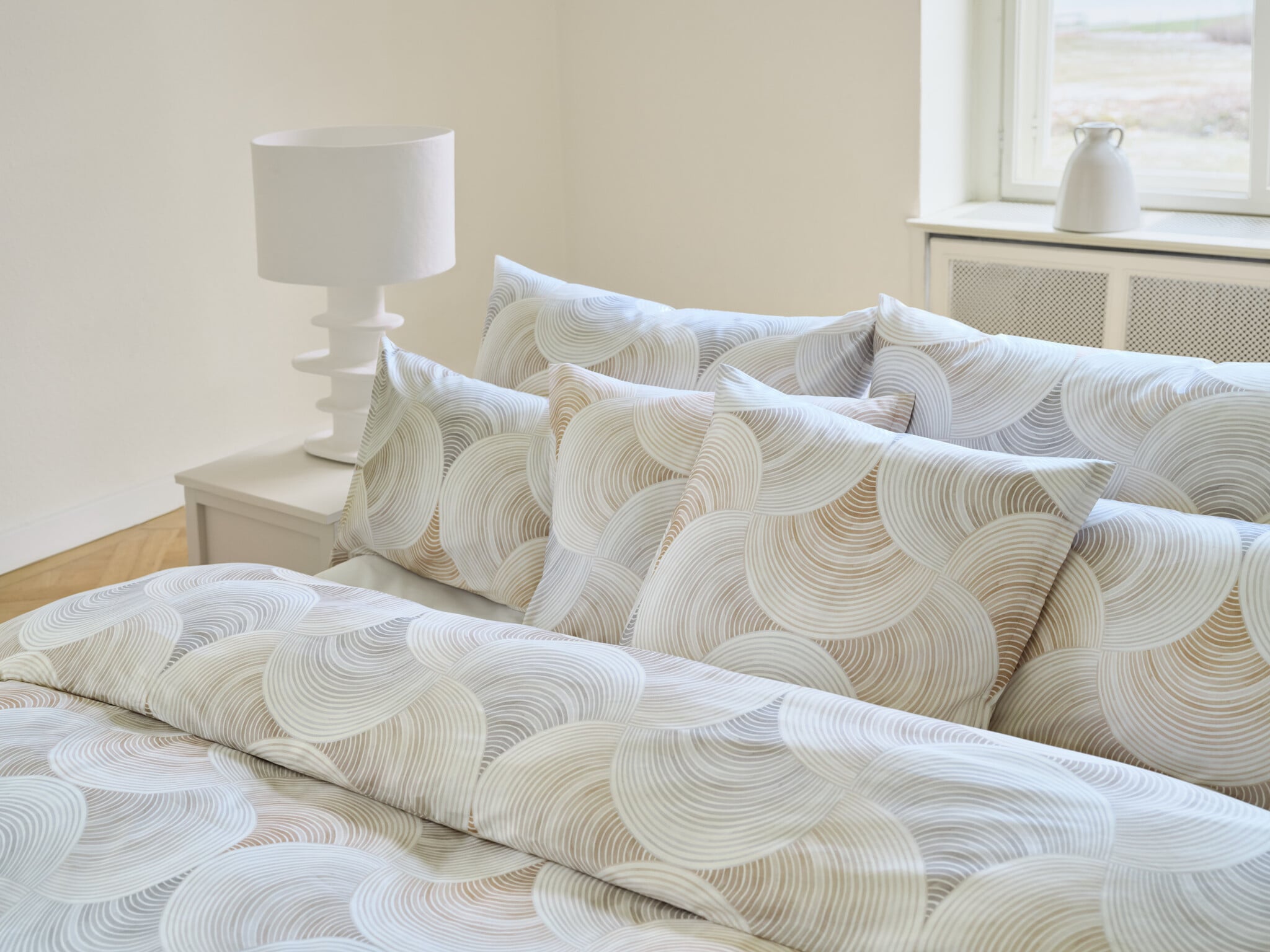 Schlossberg  Schlossberg RUBEN – luxuriöse Satin Bettwäsche mit grafischem Design