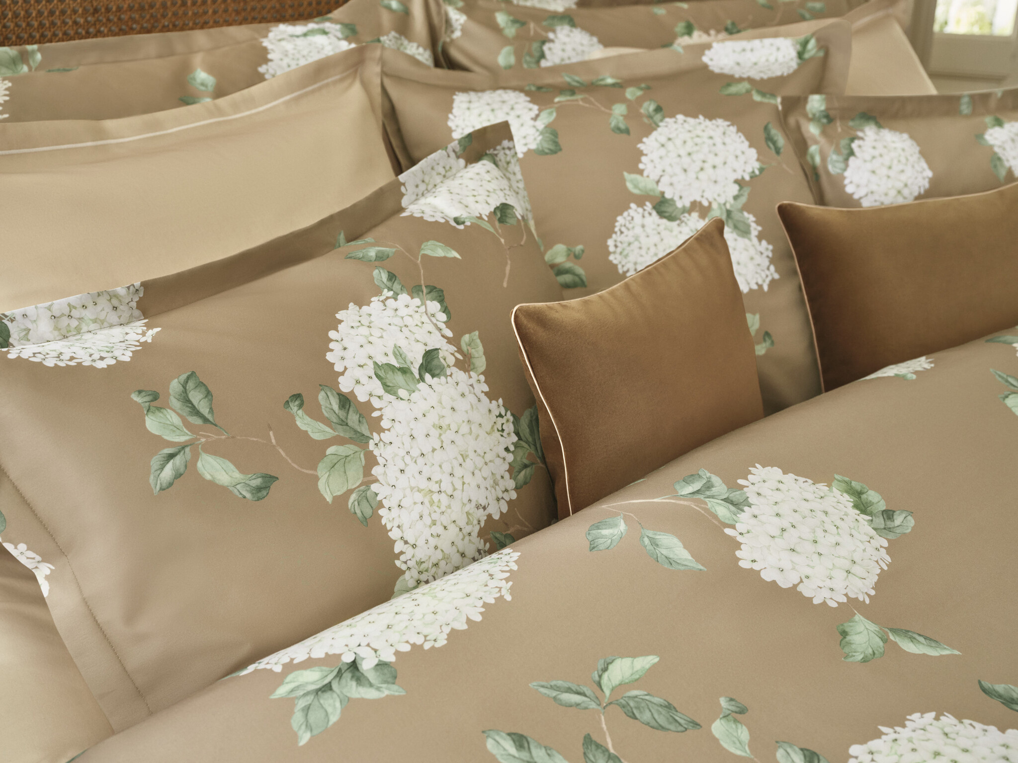 Schlossberg  Schlossberg HORTENSIA miel Satin Bettwäsche – 100 % Baumwolle