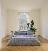 Schlossberg      Schlossberg PERINN Noblesse-feiner schweizer Satin