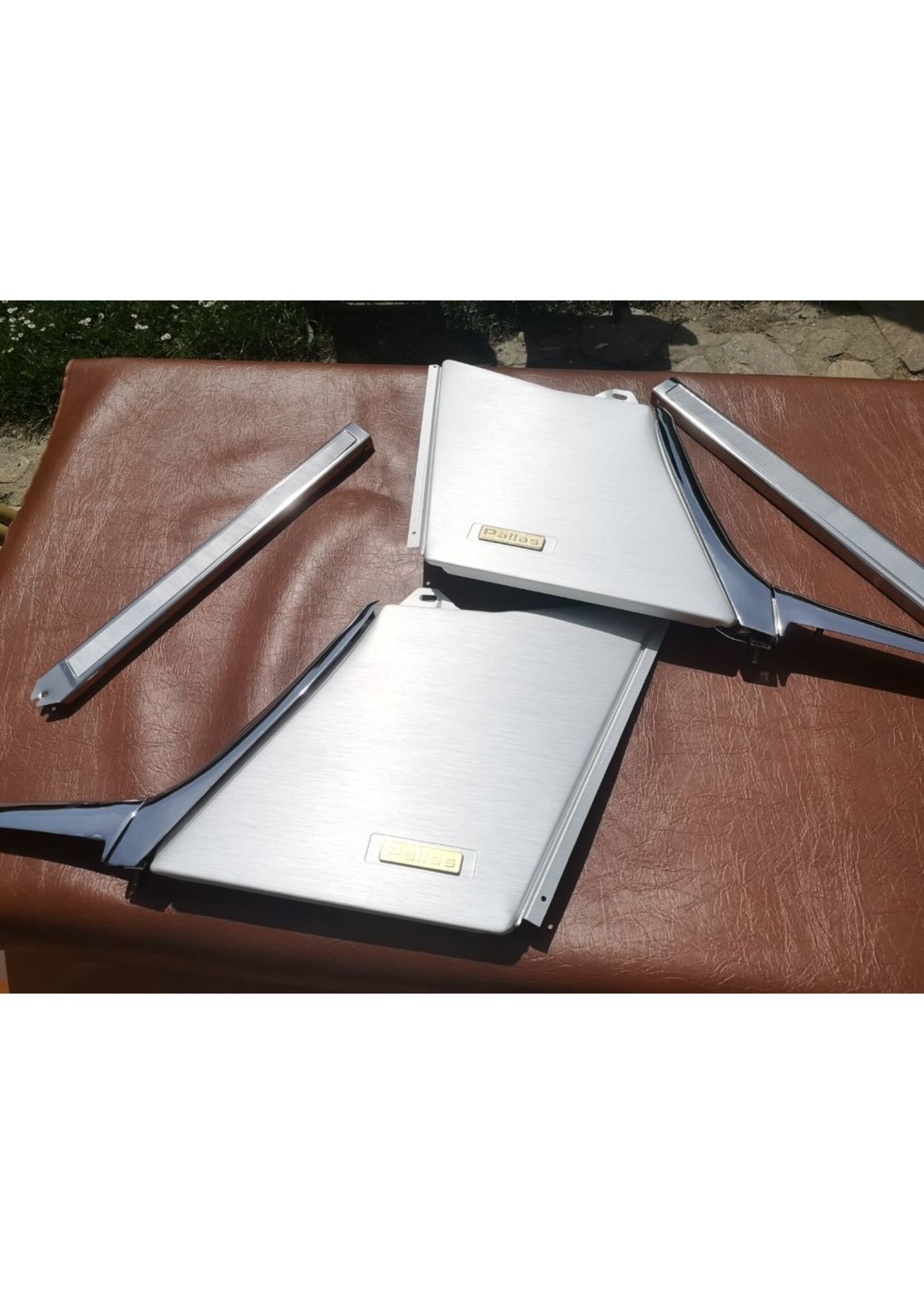 Kofferklep set scharnieren links en rechts, wasbord "Pallas" en B-stijl Pallas