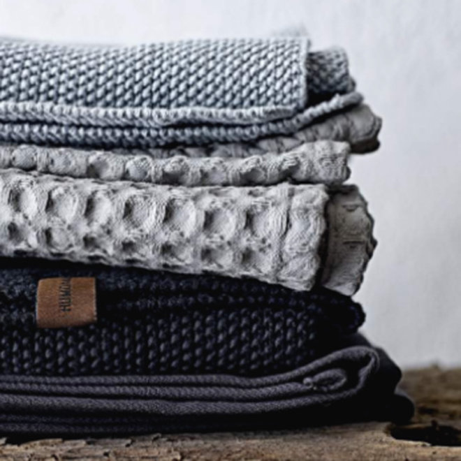 Knitted Towel Coal