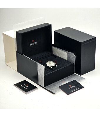 Tudor Black Bay 41 41 heritage steel silver NATO 2021 box + papers