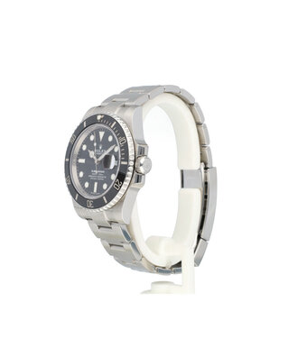 Rolex Submariner Date 40 steel black ceramic 2020 box + papers
