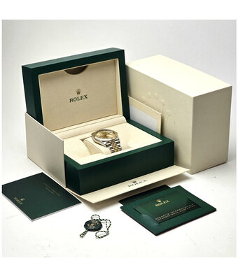 Rolex Datejust 41 steel - gold champagne Jubilee 2024 box + papers