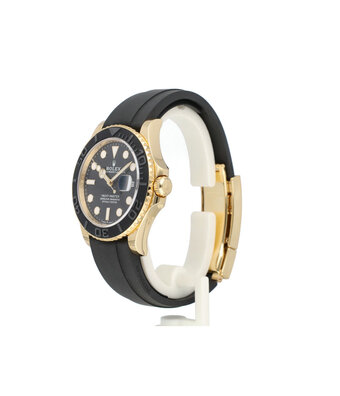 Rolex Yacht-master 42 yellow gold rubber - Oysterflex 2022 box + papers