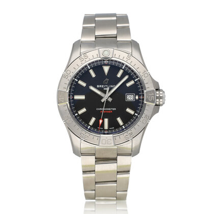 Avenger Automatic 42 steel black date 2024 box + papers
