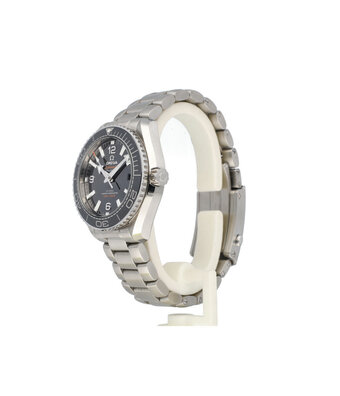 Omega Seamaster Planet Ocean 600M Co-Axial Master Chronometer 40 steel black ceramic 2024 box +