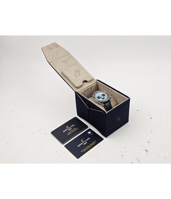 Breitling Navitimer B01 Chronograph 43 steel alligator strap blue 2024 box + papers