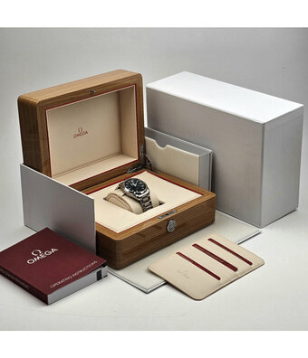 Omega Seamaster Aqua Terra 150M Co-Axial Master Chronometer 41 steel green 2021 box + papers