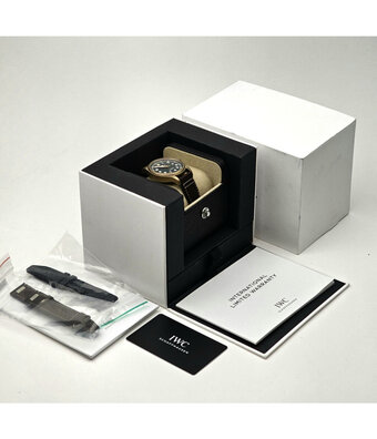 IWC Pilot's Watch Spitfire 39 brons green 2024 B+P | NEW IWC STRAP