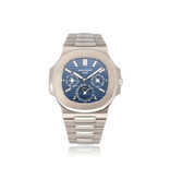 Patek Philippe Nautilus Perpetual Calendar 40 white gold blue moonphase 2020 box + papers
