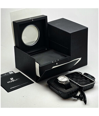 Hublot Classic Fusion Chronograph Titanium Opalin 45 Opaline 2022 box + papers