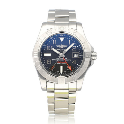 Avenger GMT 43 steel black dial 2019 B+P | NEW BREITLING SERVICE