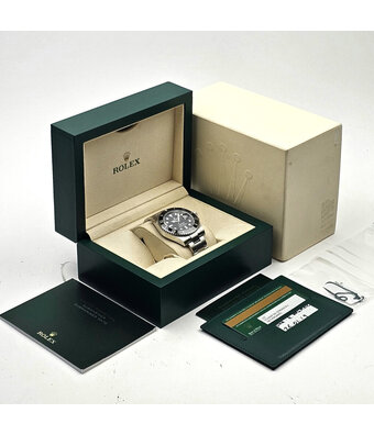 Rolex Submariner Date 40 steel black ceramic 2019 box + papers