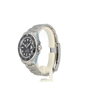 Rolex Submariner Date 41 steel ceramic - black Oyster 2024 box + papers