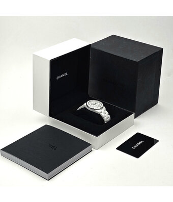 CHANEL J12 White Diamond Indicators 38 white ceramic 2019 box + papers