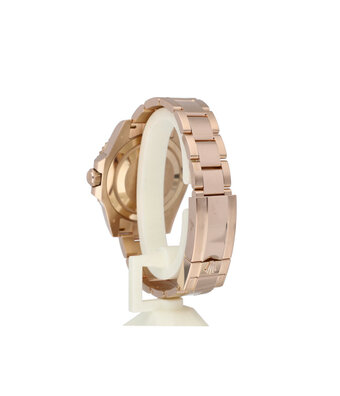 Rolex GMT-Master II 40 rose gold rootbeer 2021 Oyster box + papers