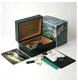 Rolex Submariner Date 40 steel black - collectors set NOS / UNWORN / STICKERS K-serial 2001 B+P