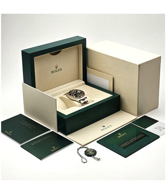 Rolex Submariner Date 41 NEW ROLEX SERVICE - 2021 B+P | steel - yellow gold black