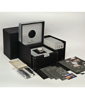 Audemars Piguet Royal Oak Offshore T3 Chronograph 48 Terminator / Schwarzenegger titanium 2004 B+P | NEW A