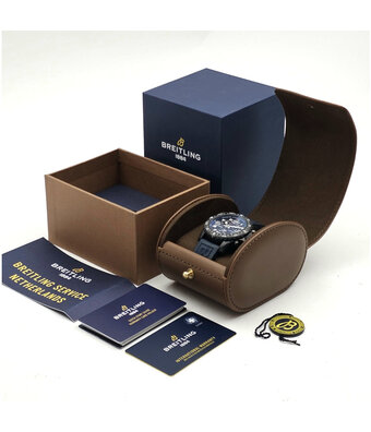 Breitling Professional Endurance Pro 44 black / blue Breitlight rubber B+P | NEW BREITLING SERVICE