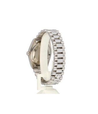 Rolex Day-Date 36 white gold silver President 1981 B+P | NEW ROLEX SERVICE