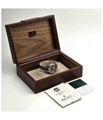 Rolex Day-Date 36 white gold silver President 1981 B+P | NEW ROLEX SERVICE