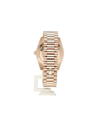 Rolex Day-Date 40 rose gold choco diamond / baguette President 2023 box + papers