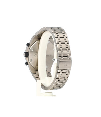 Audemars Piguet Royal Oak Offshore Chronograph 42 Titanium black | AP SERVICED