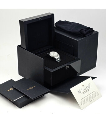 Vacheron Constantin Overseas Chronograph 41 steel silver 2023 B+P | NEW VC SERVICE