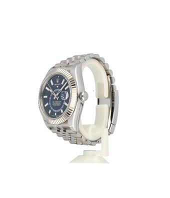 Rolex Sky-Dweller  42 steel - white gold blue Jubilee 2024 box + papers