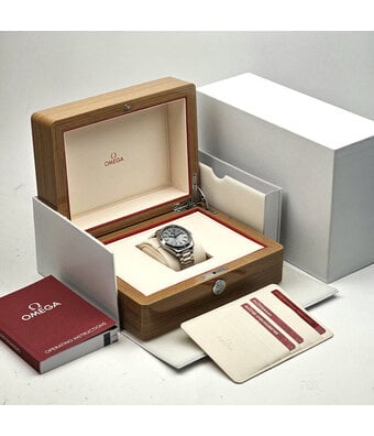 Omega Seamaster Aqua Terra 150M Co-Axial Master Chronometer 41 steel grey 2022 B+P