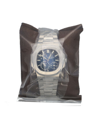 Patek Philippe Nautilus Moonphase Power Reserve 40 NEW PATEK SERVICE - 2016 B+P | steel blue
