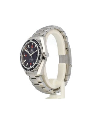 Omega Seamaster Planet Ocean 45 steel black - orange helium escape valve