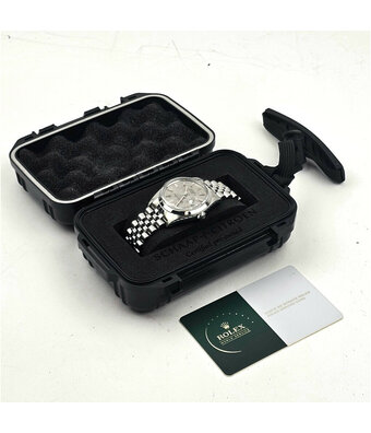 Rolex Oyster Perpetual Date NEW ROLEX SERVICE - 1978 | steel date silver Jubilee