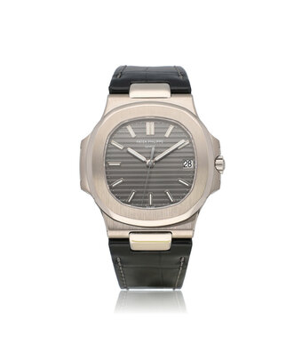 Patek Philippe Nautilus  40 2008 box + papers | white gold grey / slate