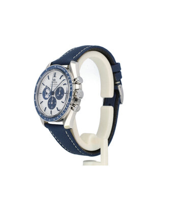 Omega Speedmaster Moonwatch Chrono Silver Snoopy 50Th Anniversary 42 NEW 2025 B+P | steel UNWORN