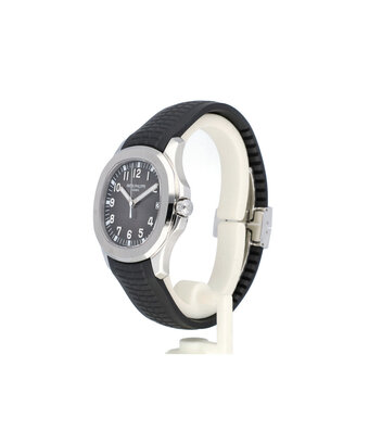 Patek Philippe Aquanaut  40 - 2021 box + papers | steel black rubber