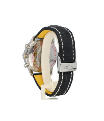 Breitling Navitimer World  NEW BREITLING SERVICE INCL. BREITLING STRAP | steel black
