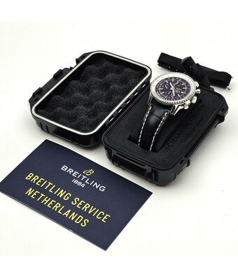 Breitling Navitimer World  NEW BREITLING SERVICE INCL. BREITLING STRAP | steel black
